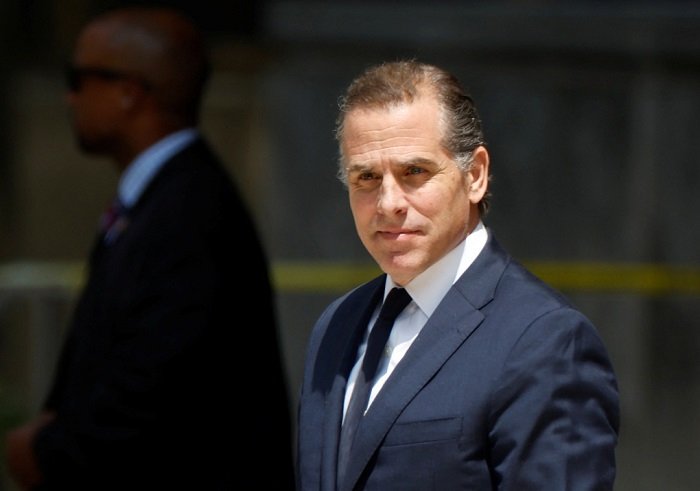 Thẩm phán liên bang không chấp nhận thỏa thuận nhận tội của Hunter Biden Hunter Biden, con trai Tổng thống Joe Biden