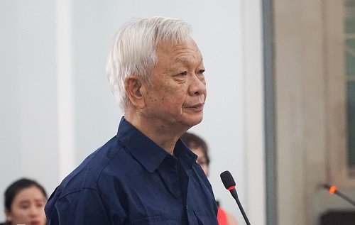 Cựu chủ tịch tỉnh Khánh Hòa biết sai nhưng vẫn phê duyệt dự án cho doanh nghiệp Bị cáo Nguyễn Chiến Thắng tại phiên tòa.