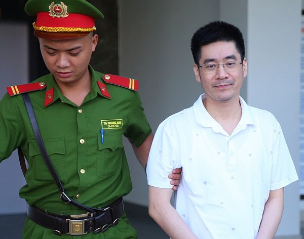 Cựu điều tra viên bất ngờ ''nhận tội'' trước phiên tòa phúc thẩm