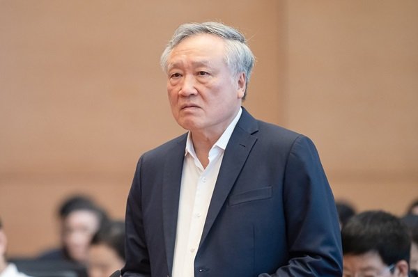 Chánh án Nguyễn Hòa Bình đề xuất tách vụ án xét xử riêng với người chưa thành niên Ông Nguyễn Hòa Bình, chánh án TAND Tối cao.