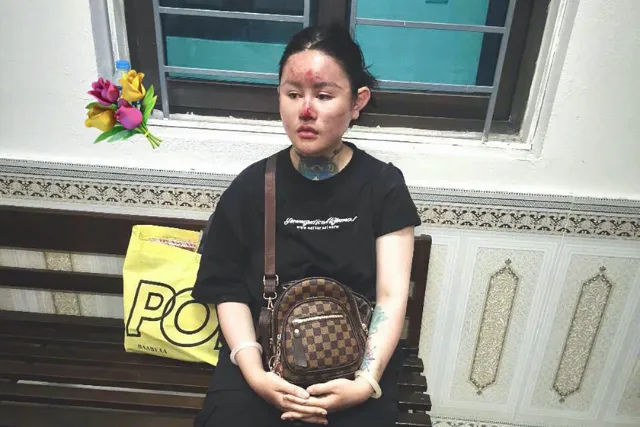 Ngân "Baby" tại cơ quan điều tra.